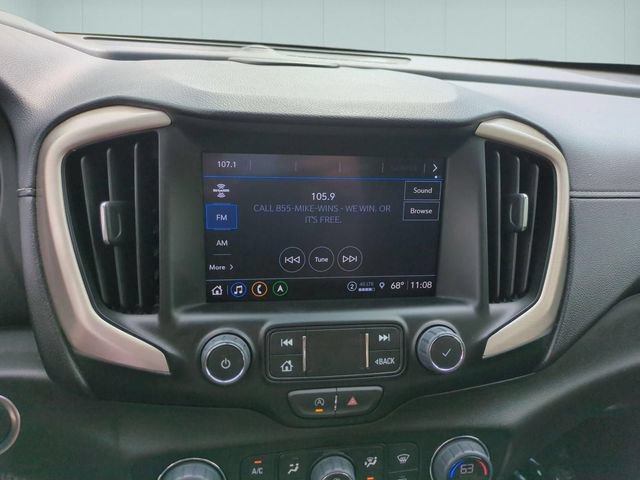 Used 2024 GMC Terrain Denali w/ Denali Premium Package AWD/4WD image 13