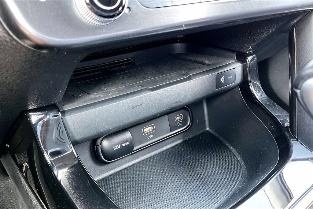 Used 2024 Kia Seltos EX AWD/4WD image 32
