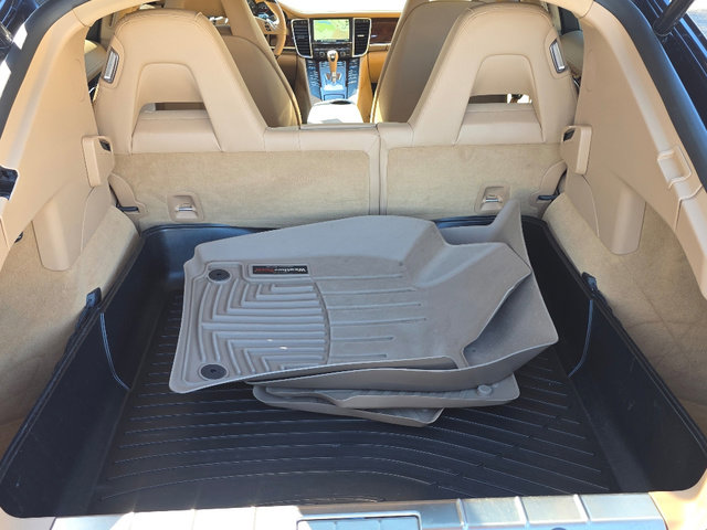 Used 2014 Porsche Panamera 4 image 4