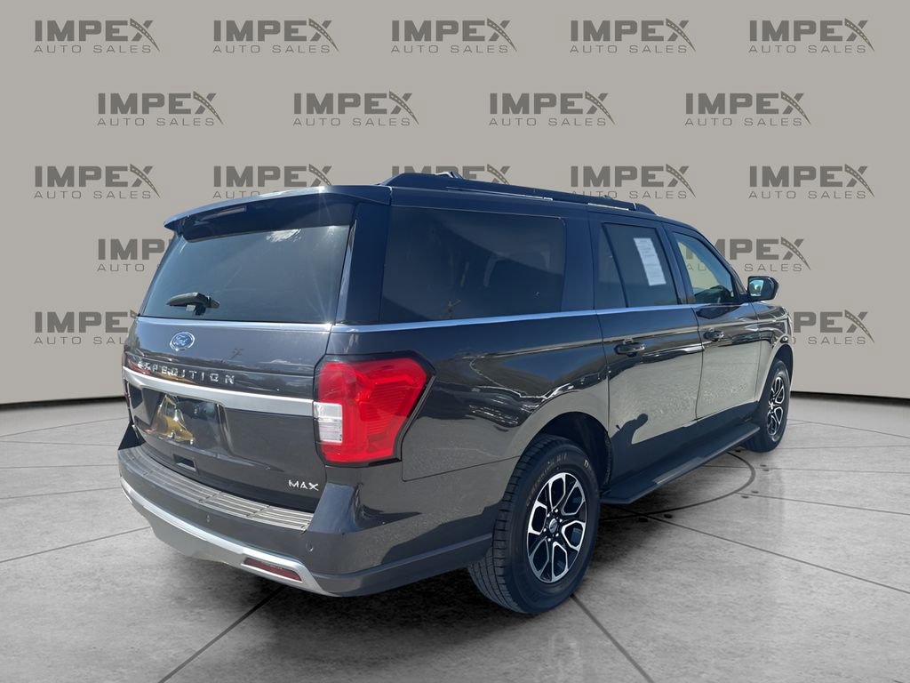 Used 2024 Ford Expedition Max XLT image 5