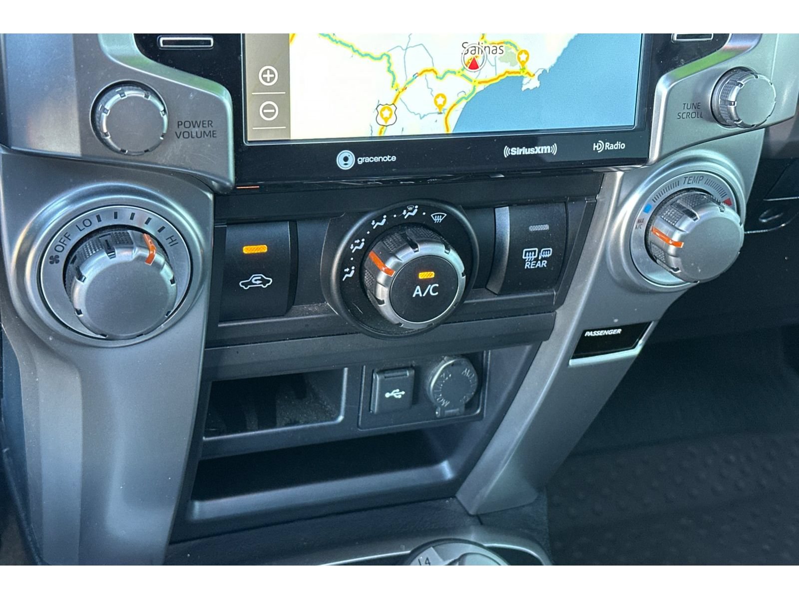 Used 2022 Toyota 4Runner SR5 Premium w/ Moonroof Package AWD/4WD image 25