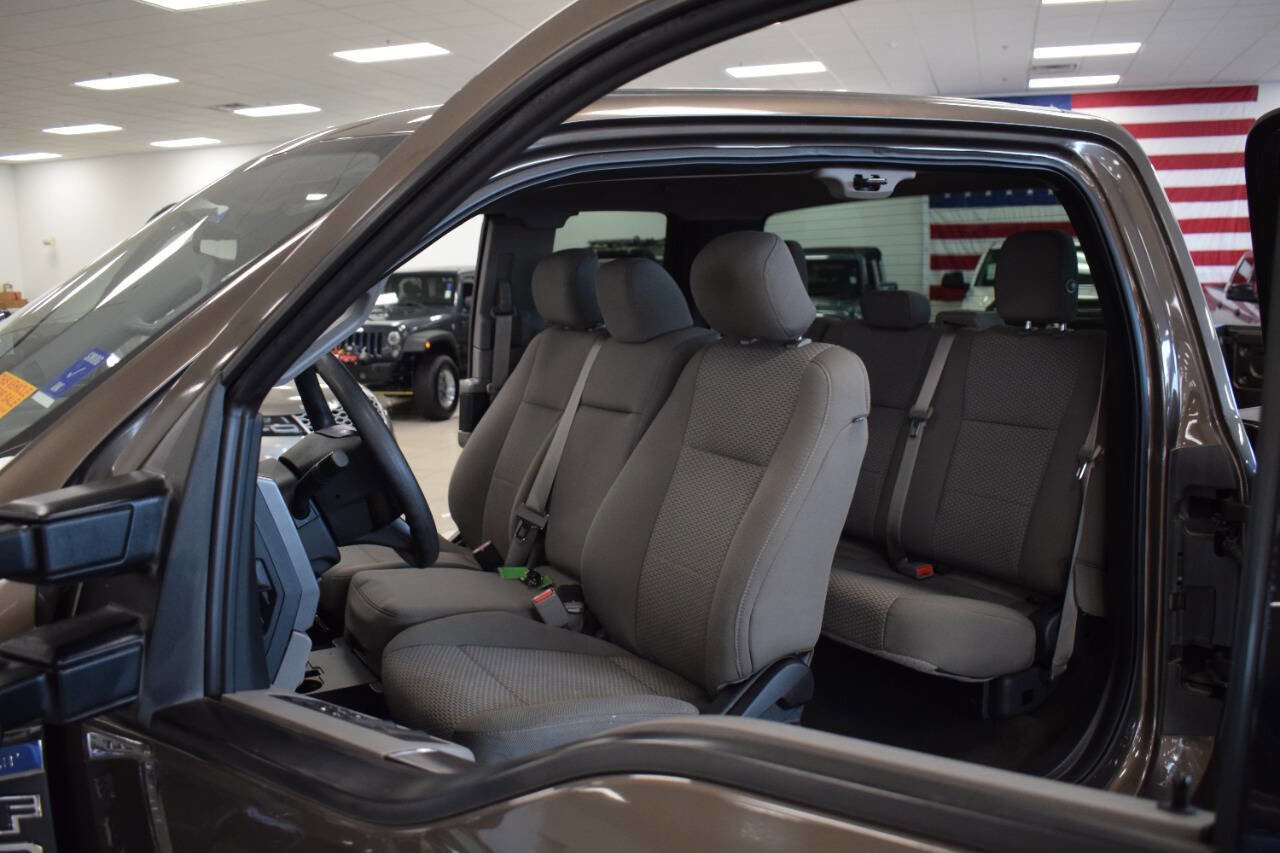 Used 2017 Ford F350 XLT w/ XLT Premium Package image 50