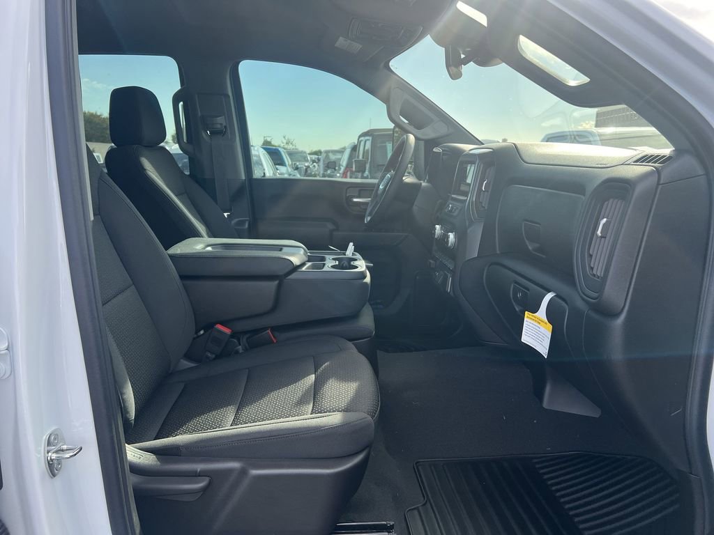 Used 2024 GMC Sierra 2500 Pro w/ 1SA Pro Safety Plus Package image 27