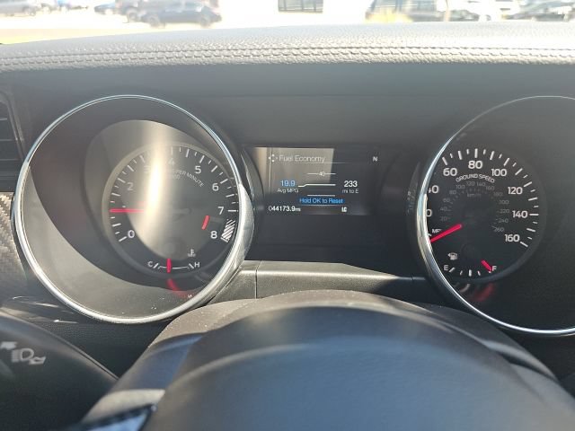 Used 2021 Ford Mustang GT Premium w/ GT Performance Package RWD image 14