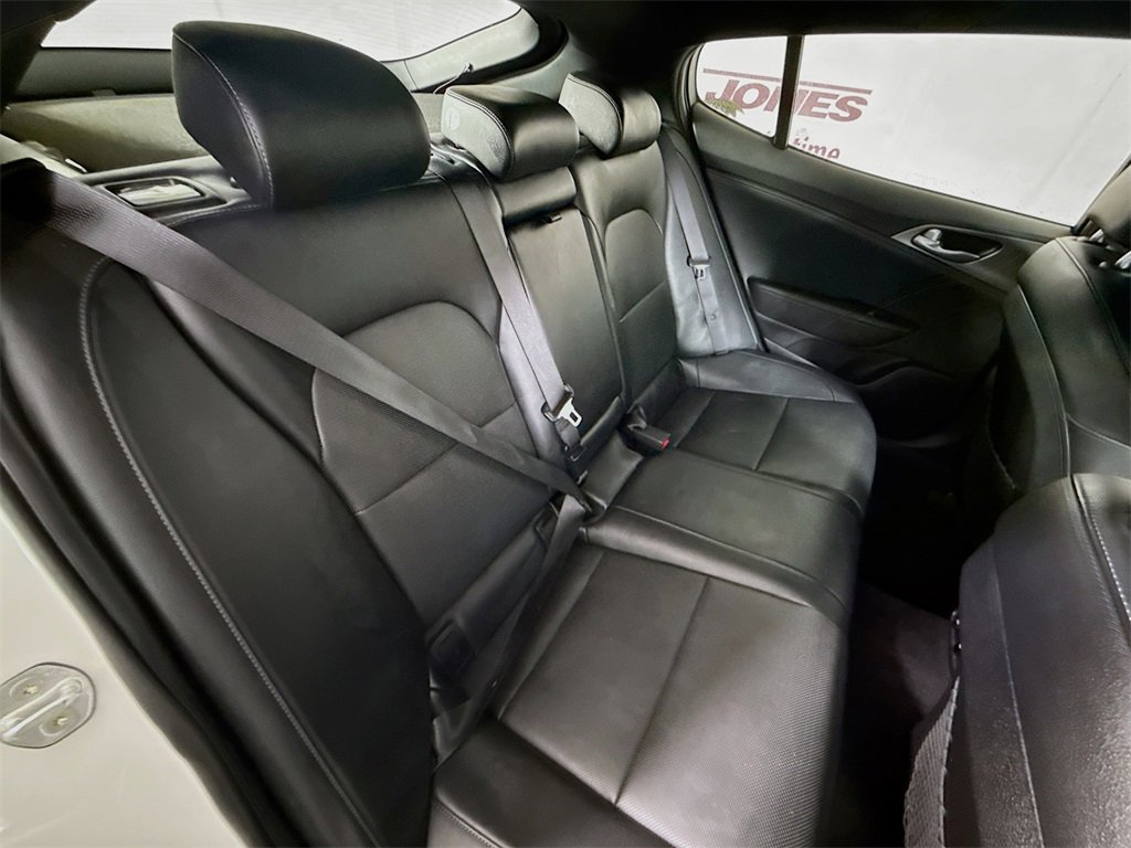 Used 2021 Kia Stinger GT image 29