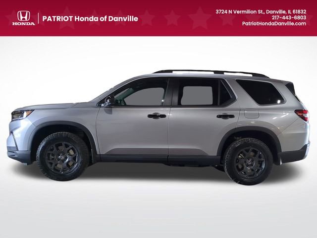 New 2025 Honda Pilot TrailSport image 3