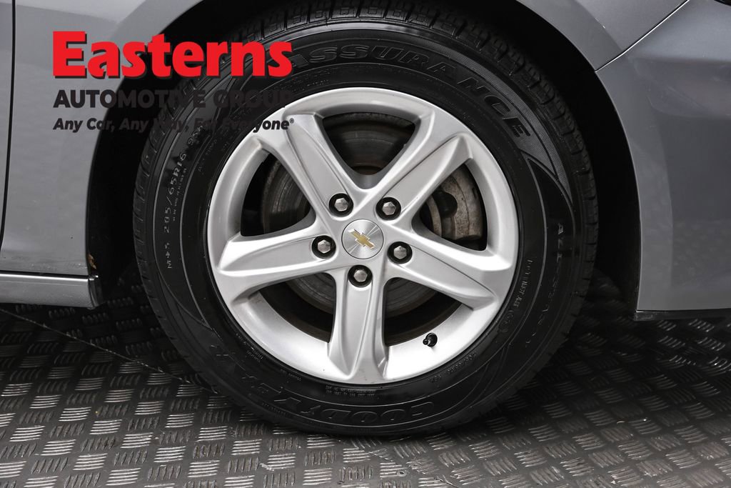 Used 2023 Chevrolet Malibu LT FWD image 31