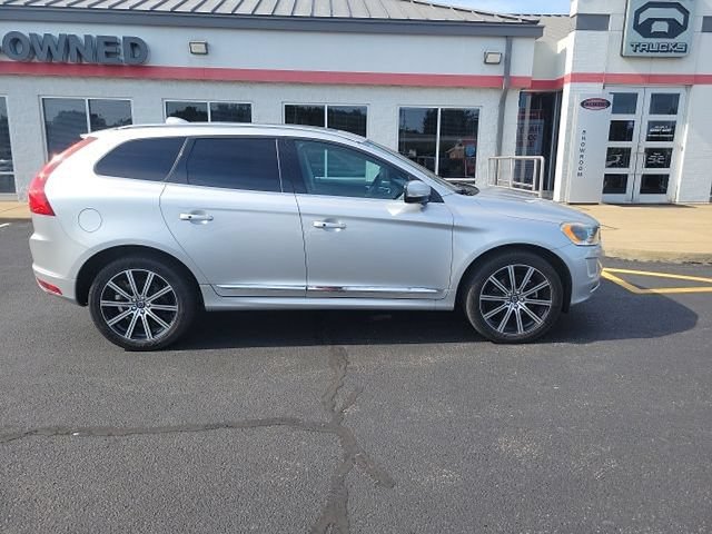 Used 2017 Volvo XC60 T6 Inscription w/ Climate Package AWD/4WD image 6