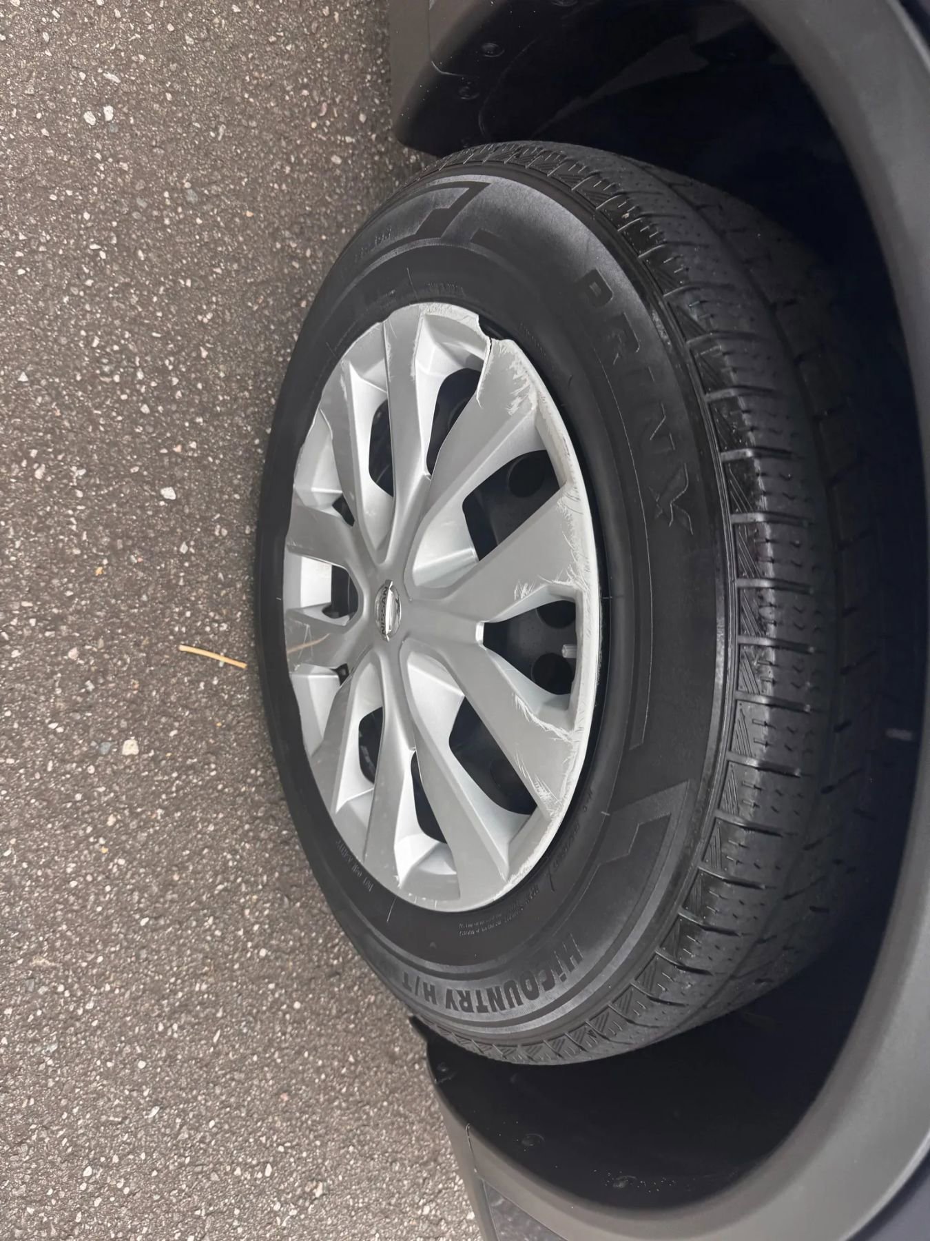 Used 2015 Nissan Rogue S image 14