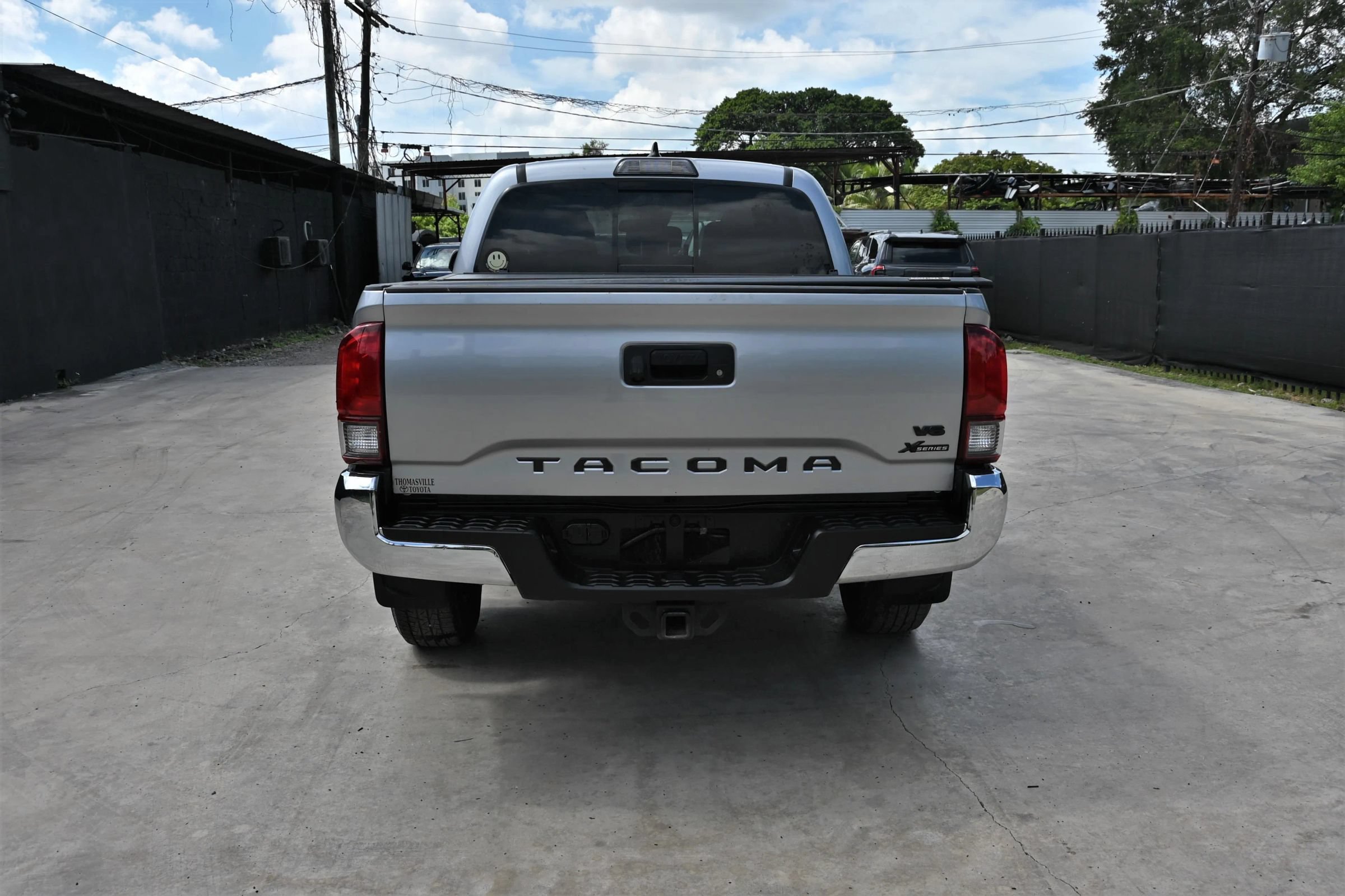 Used 2019 Toyota Tacoma SR5 RWD image 4