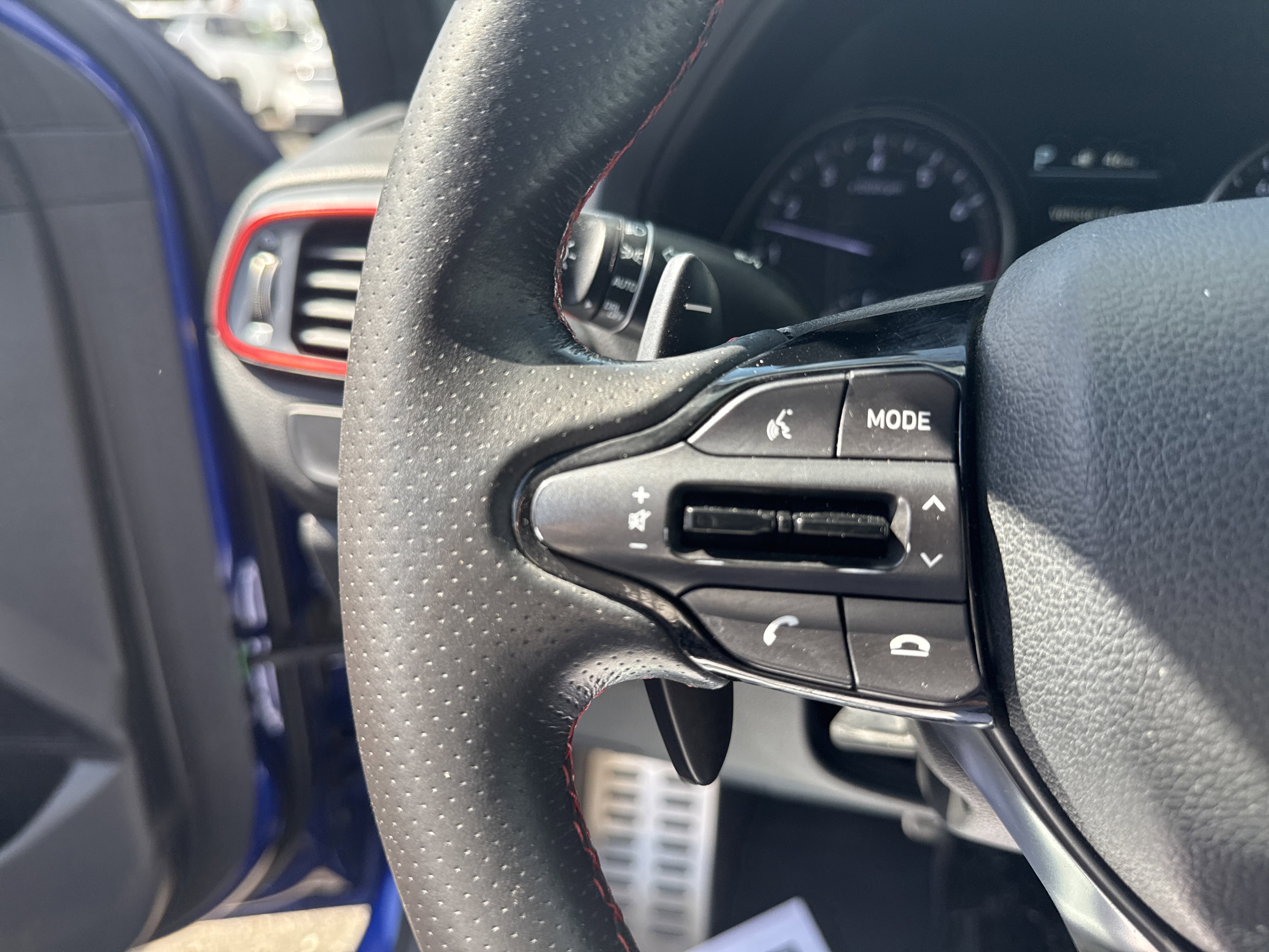 Used 2019 Hyundai Elantra GT N Line image 13