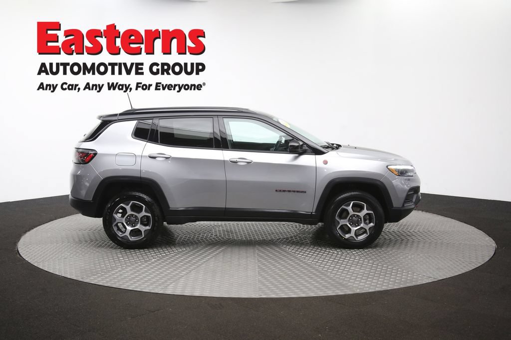 Used 2022 Jeep Compass Trailhawk w/ Trailhawk Elite Group AWD/4WD image 45