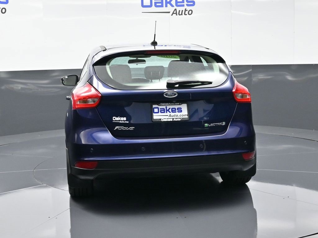 Used 2016 Ford Focus Base w/ Exterior Protection Package image 7