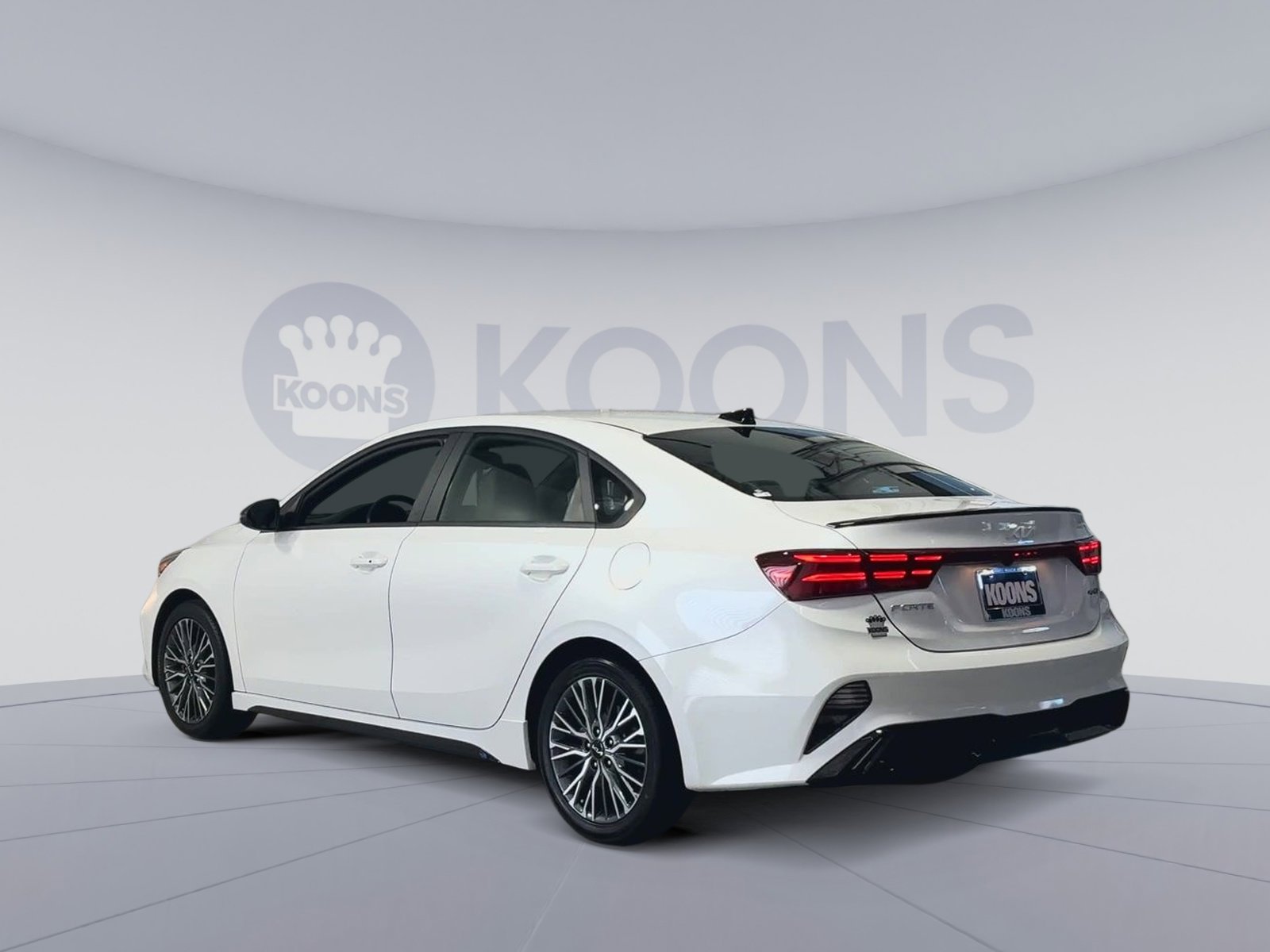 Used 2023 Kia Forte GT-Line w/ GT-Line Premium Package image 8