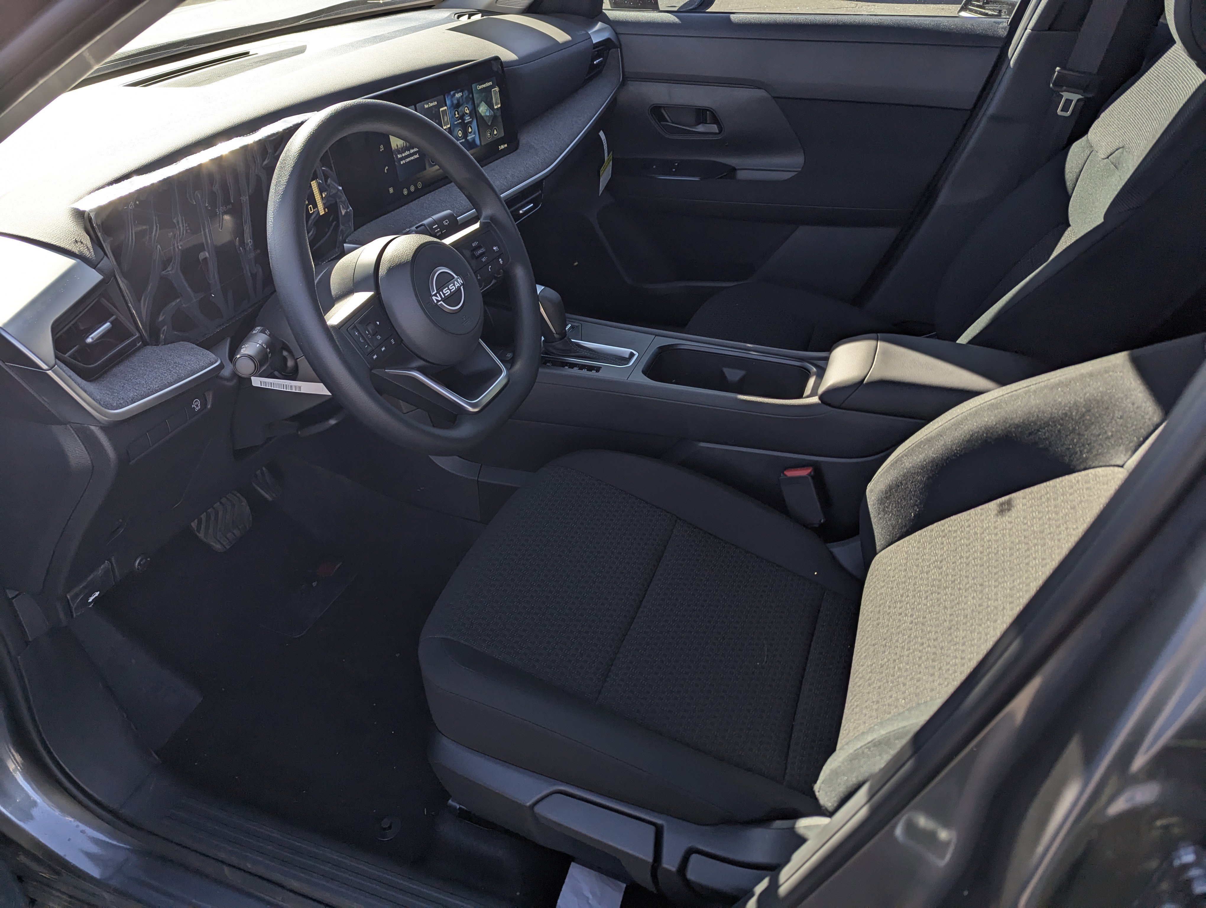 New 2026 Nissan Kicks S image 9