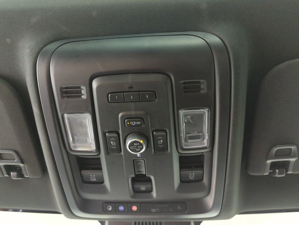 Used 2023 GMC Yukon Denali w/ LPO, Floor Liner Package image 29