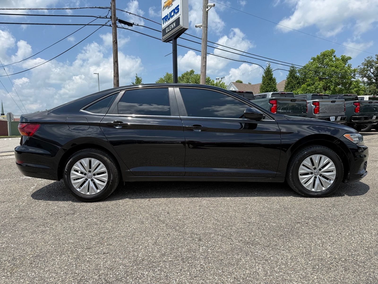 Used 2019 Volkswagen Jetta S w/ Driver Assistance Package FWD image 9