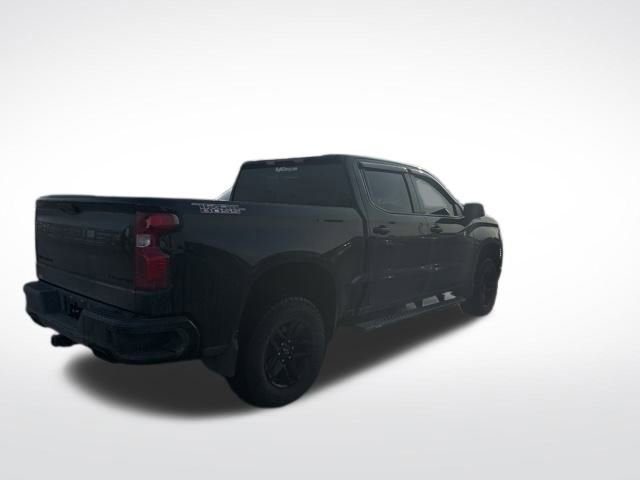 Used 2024 Chevrolet Silverado 1500 Custom Trail Boss w/ LPO, Dark Essentials Package image 5