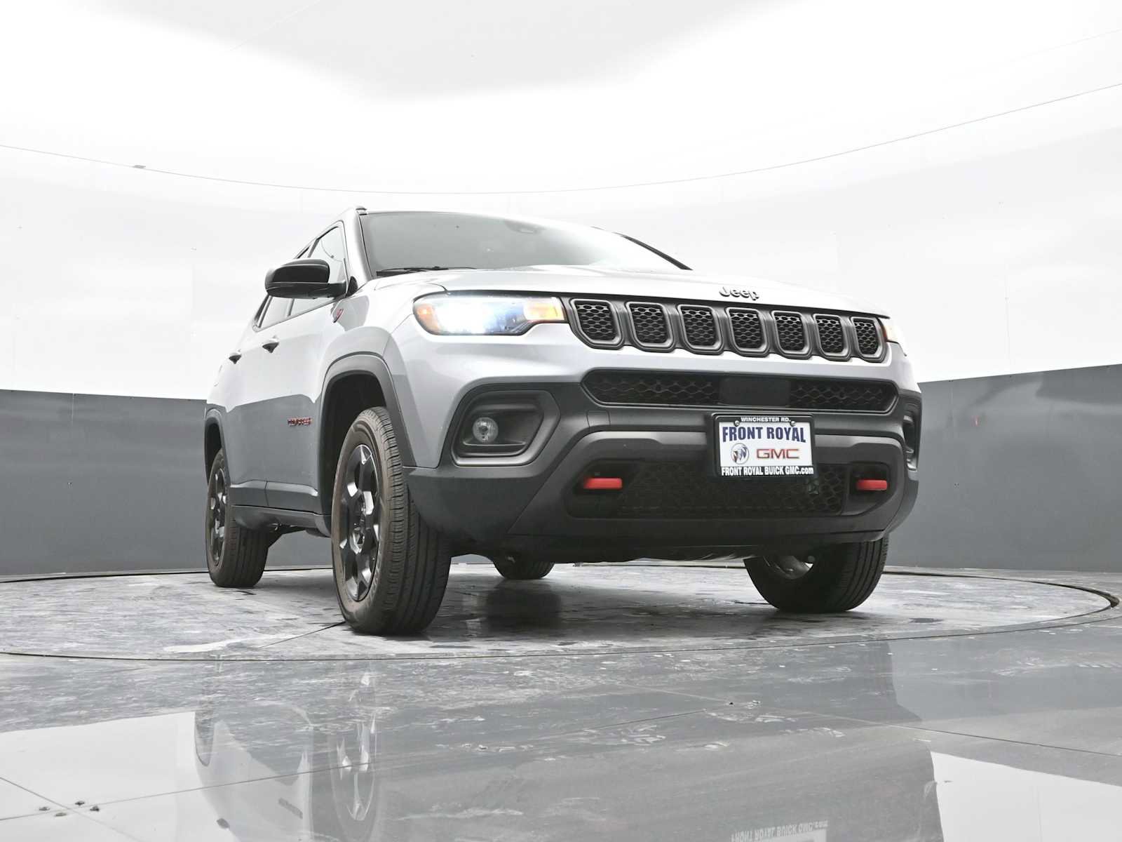 Used 2023 Jeep Compass Trailhawk image 35