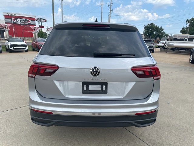 Used 2024 Volkswagen Tiguan S image 4