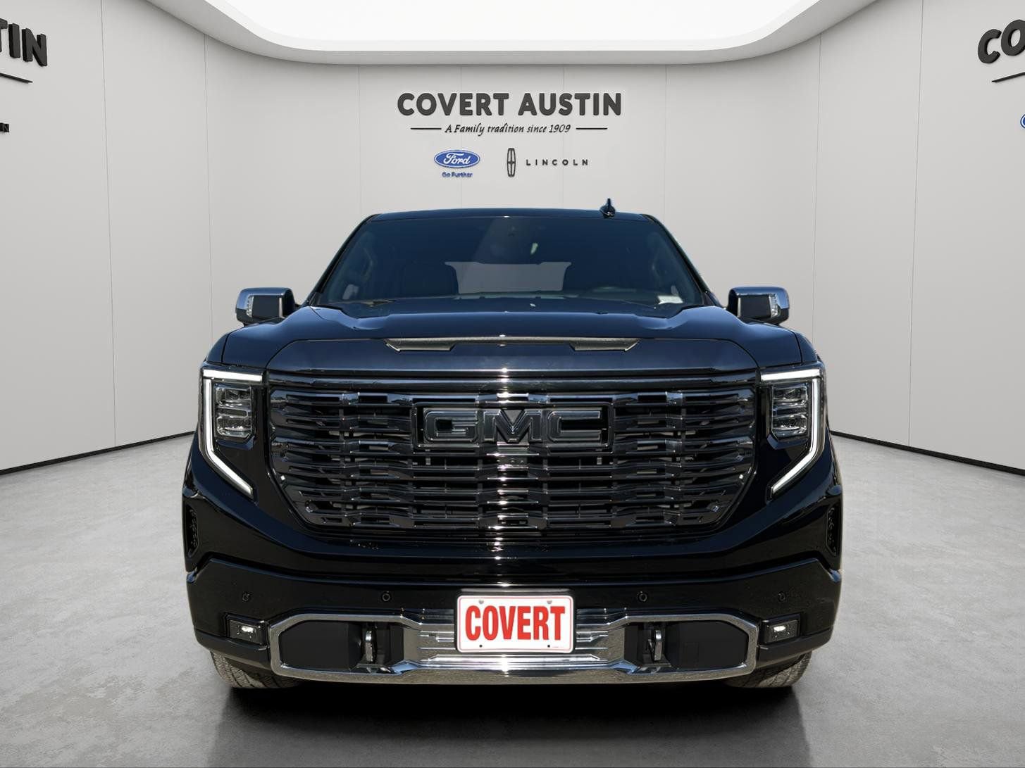 Used 2024 GMC Sierra 1500 Denali Ultimate image 8