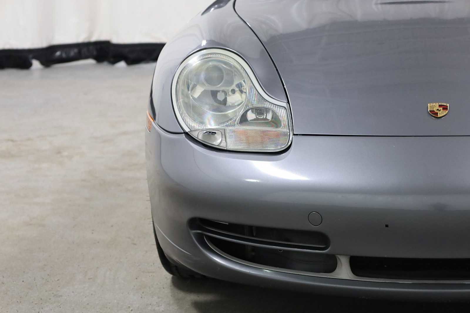 Used 2001 Porsche 911 Carrera RWD image 15