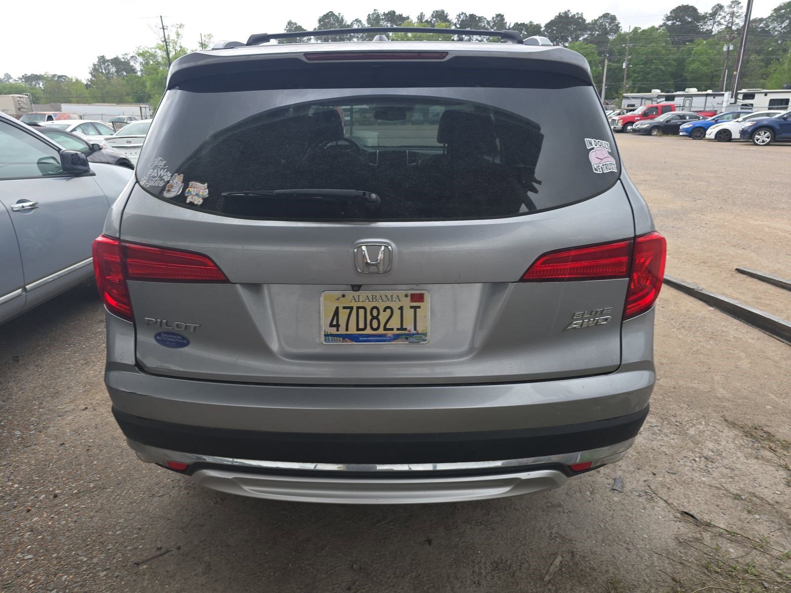 Used 2017 Honda Pilot Elite image 7