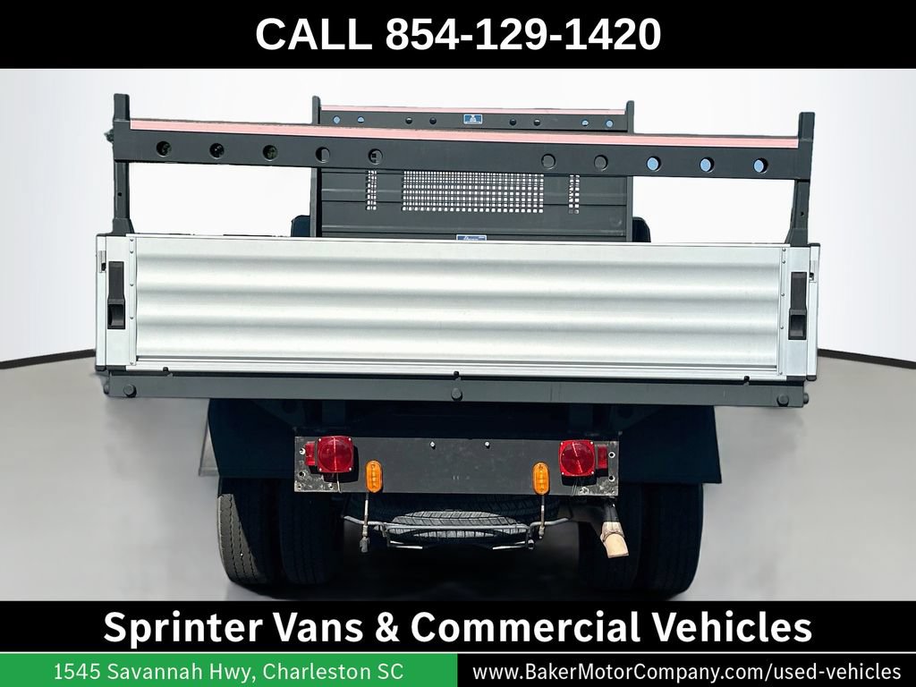 Used 2015 Freightliner Sprinter 3500 RWD image 10