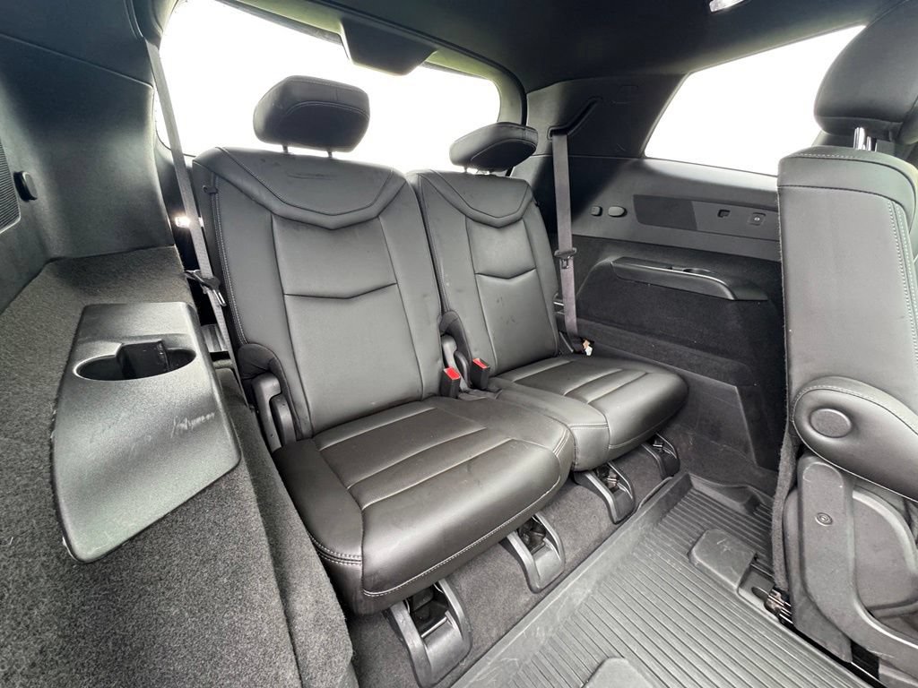 Certified 2024 Cadillac XT6 Premium Luxury w/ LPO, Floor Liner Package AWD/4WD image 35