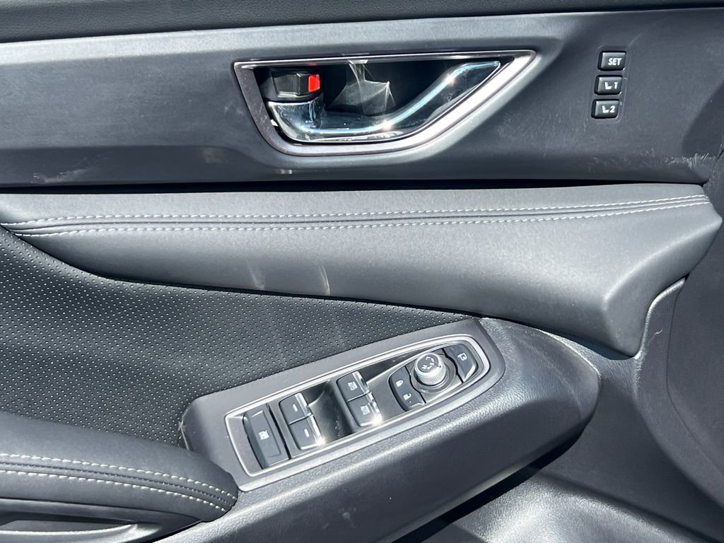 Certified 2025 Subaru Ascent Limited AWD/4WD image 21