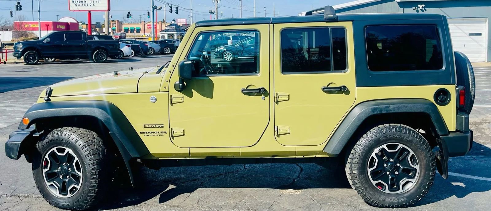 Used 2013 Jeep Wrangler Unlimited Sport image 6