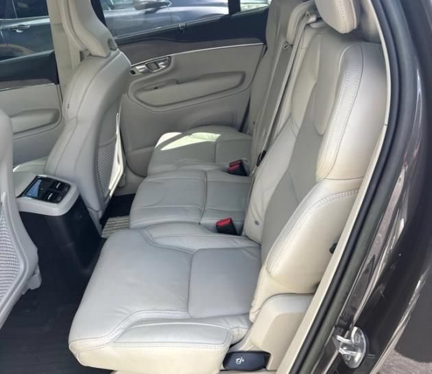 Used 2023 Volvo XC90 T8 Ultimate w/ Protection Package Premier AWD/4WD image 6