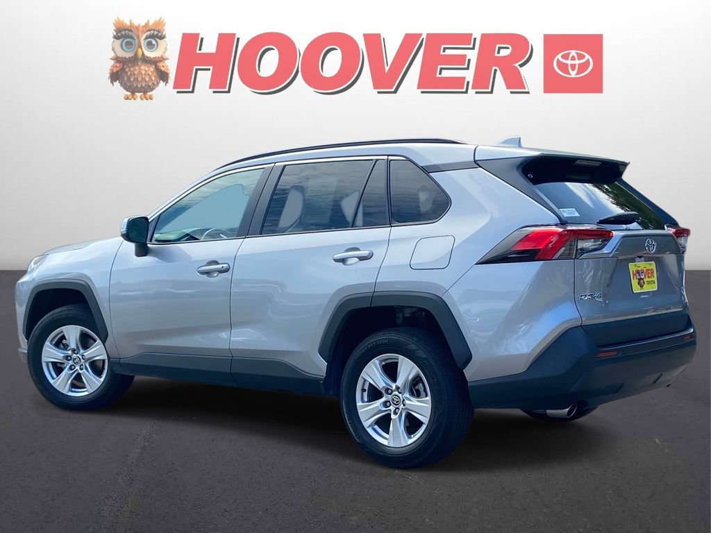 Used 2021 Toyota RAV4 XLE FWD image 6