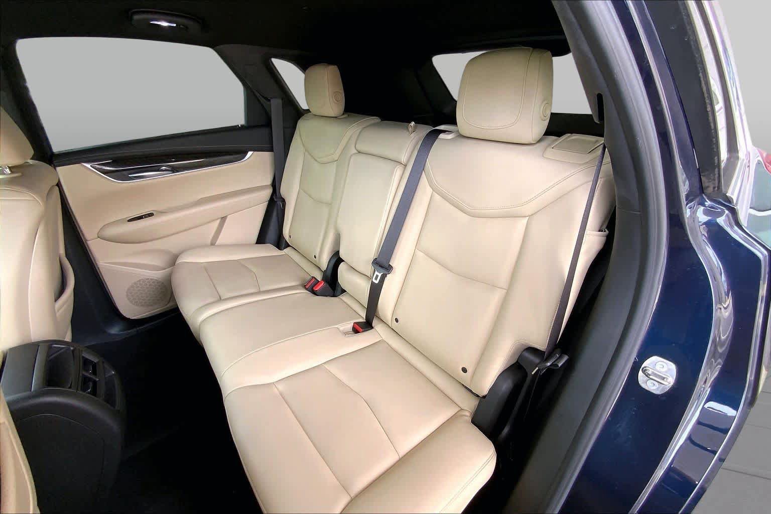 Used 2017 Cadillac XT5 FWD image 21
