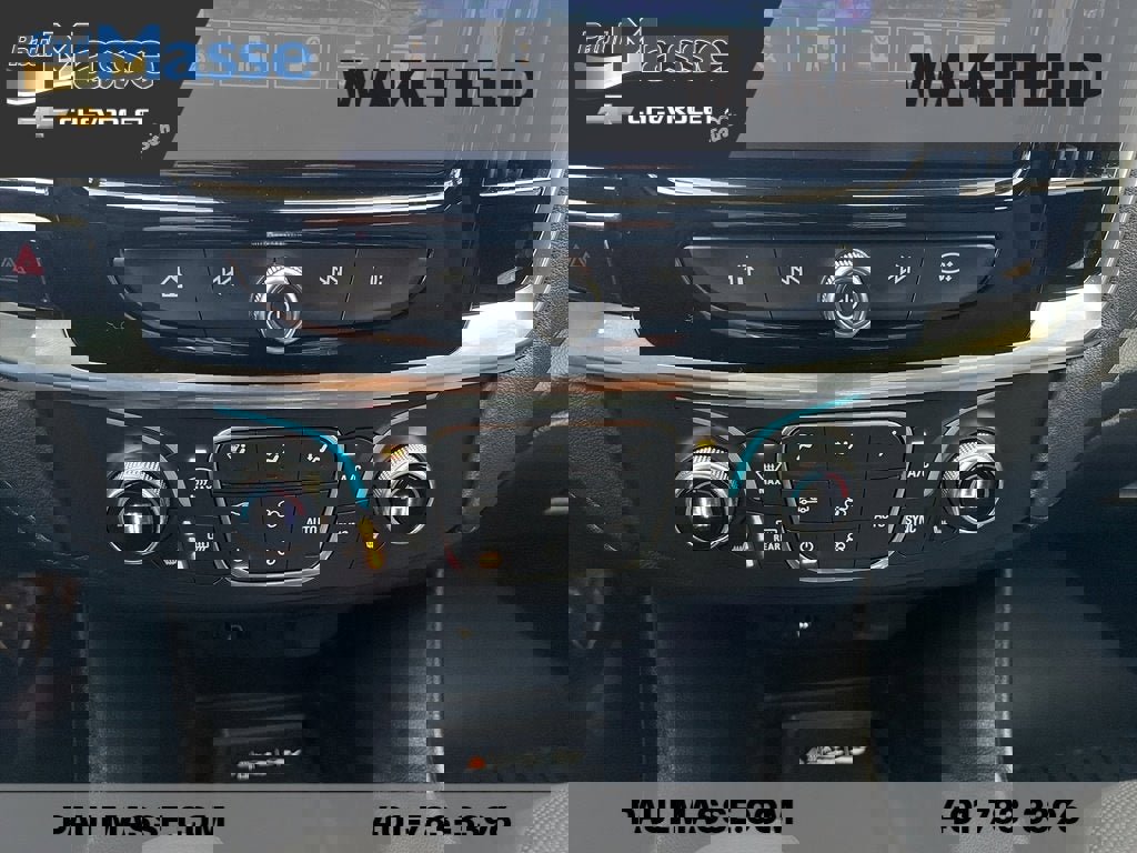 Certified 2023 Chevrolet Traverse LT w/ Rear Camera Mirror Package image 12