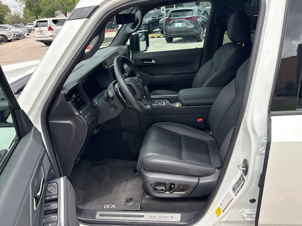 Used 2024 Lexus GX 550 w/ Accessory Package (Z1) AWD/4WD image 19