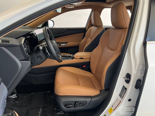 Used 2025 Lexus NX 450h+ AWD w/ Accessory Package (Z2) image 30