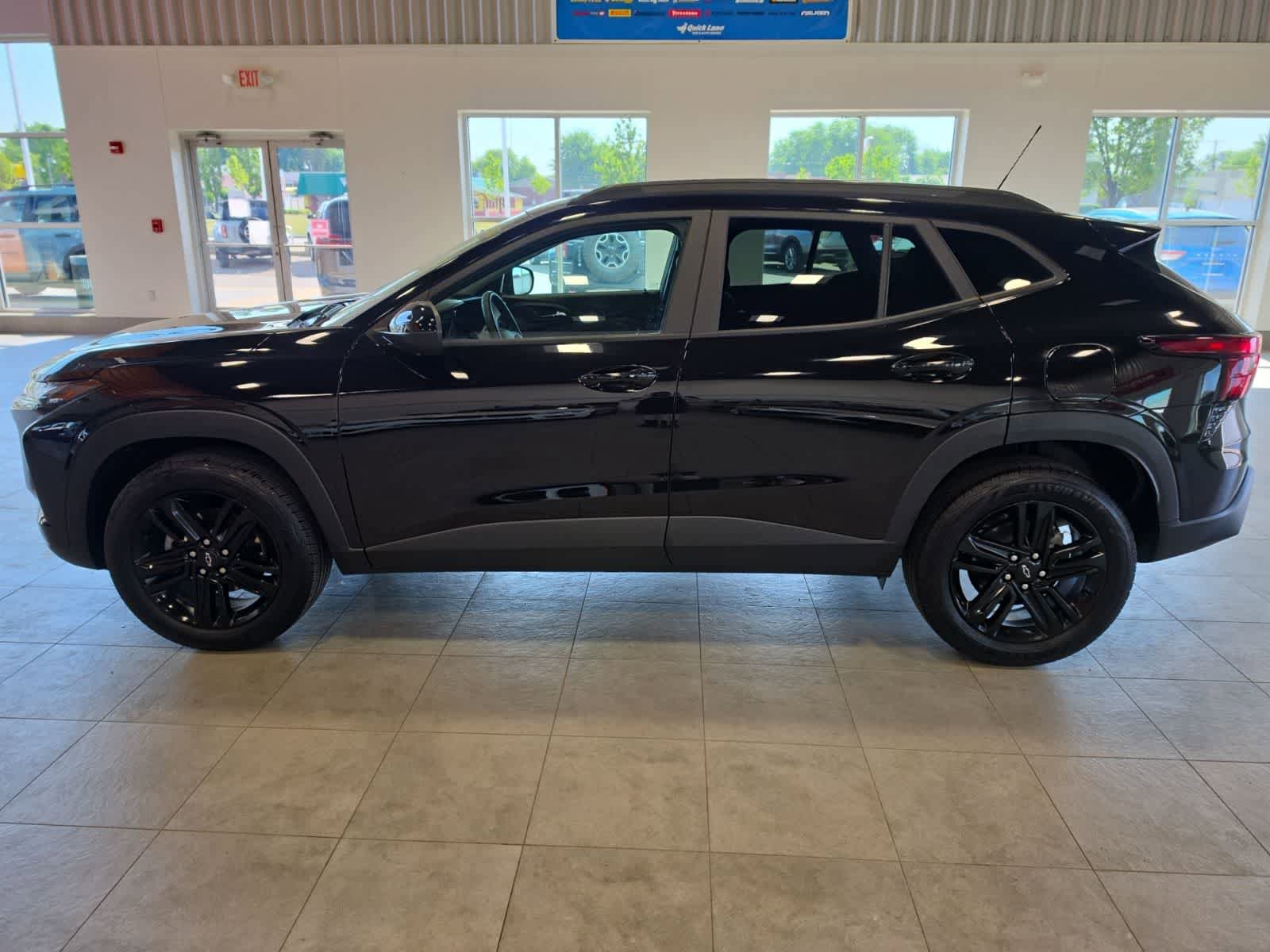 Used 2025 Chevrolet Trax ACTIV w/ Driver Confidence Package FWD image 12