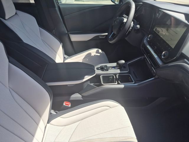 New 2026 Lexus TX 500h AWD image 16