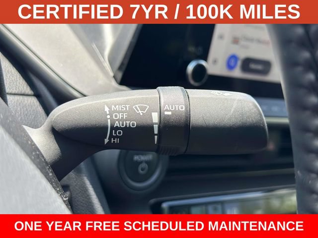 Used 2024 Toyota Prius XLE FWD image 26