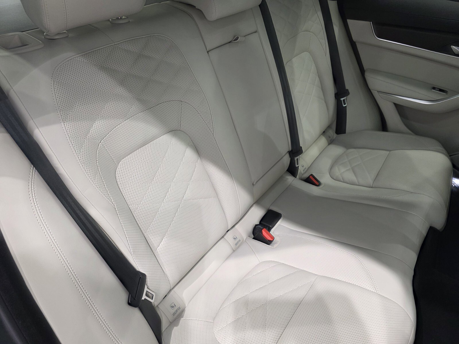 Used 2022 Jaguar F-PACE S AWD/4WD image 22