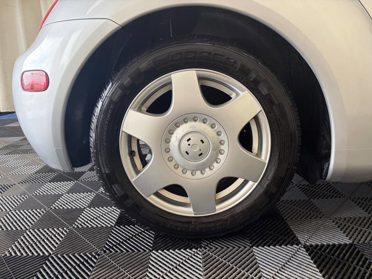 Used 2000 Volkswagen Beetle GLS FWD image 21