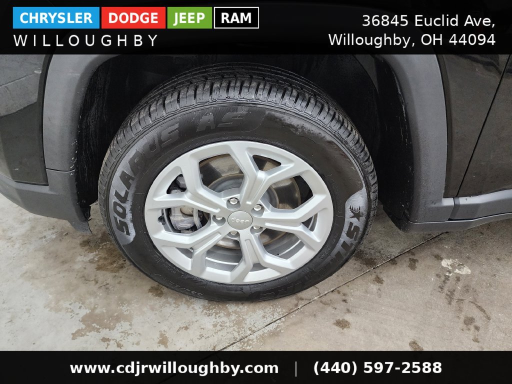 Used 2024 Jeep Compass Latitude AWD/4WD image 36