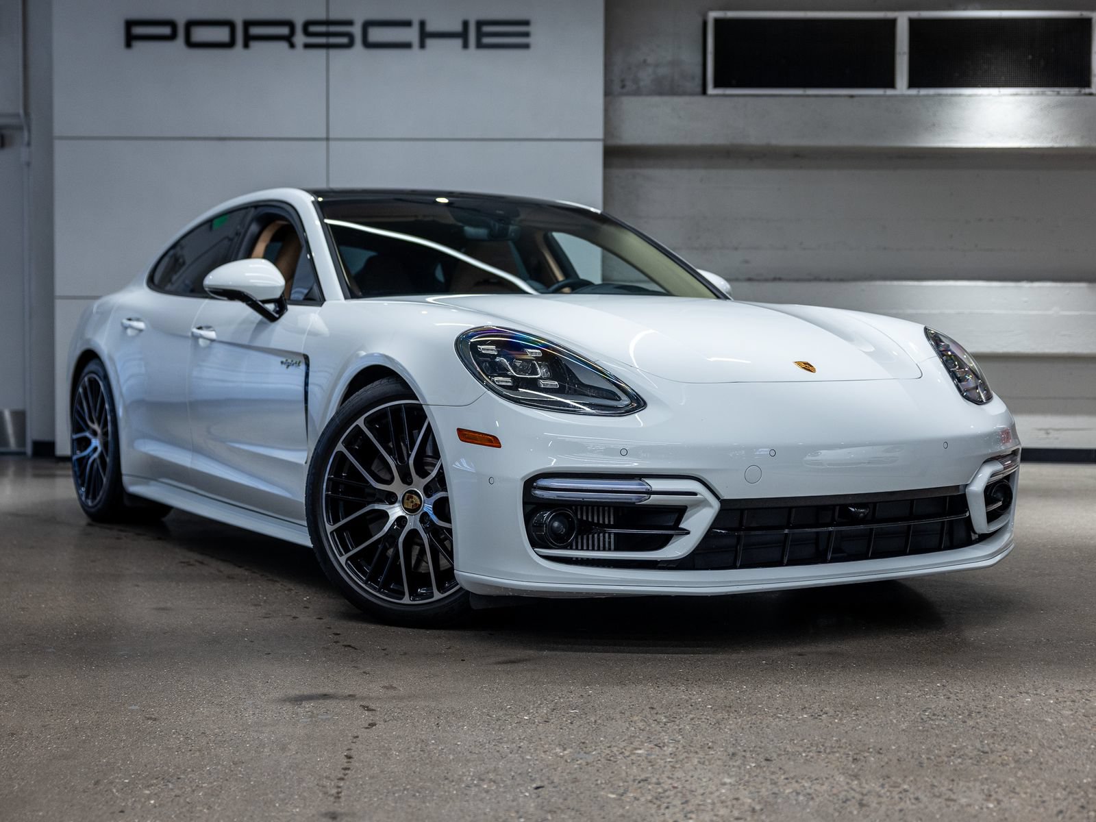 Certified 2023 Porsche Panamera 4S AWD/4WD image 10