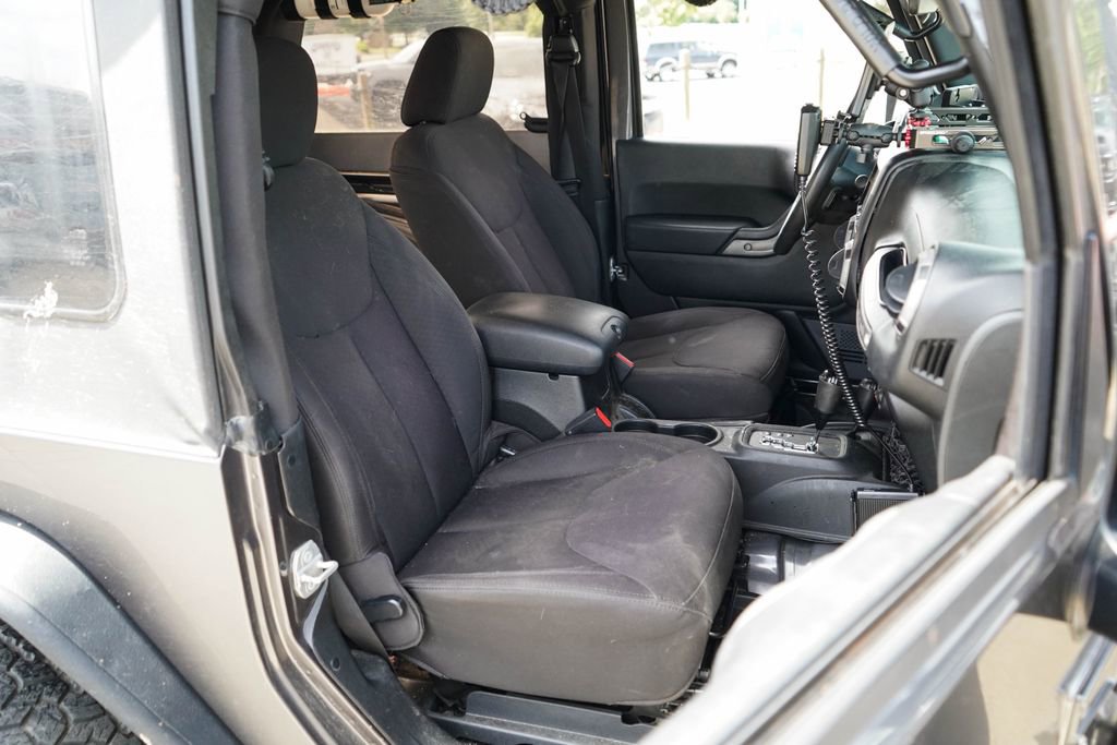 Used 2014 Jeep Wrangler Sport AWD/4WD image 13
