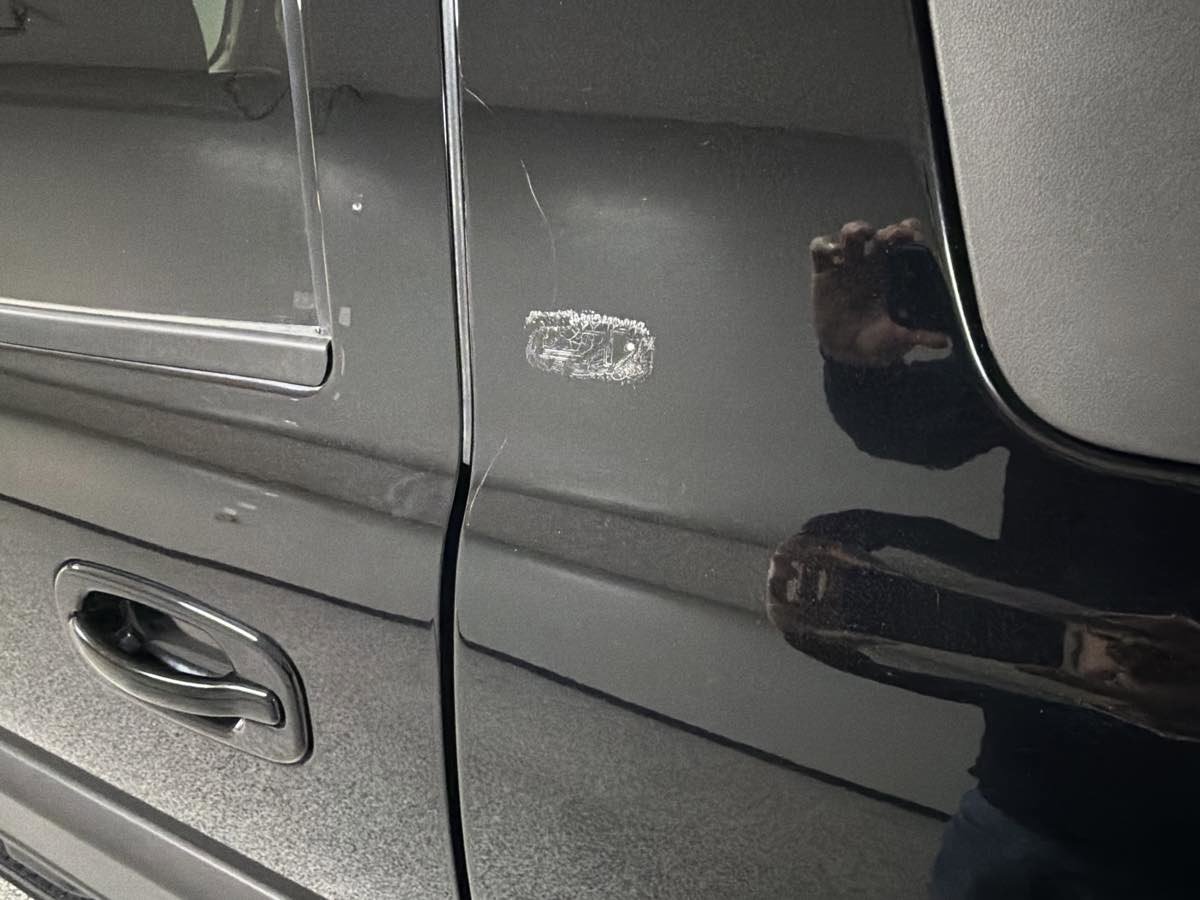 Used 2005 Chevrolet Avalanche Z71 w/ Sun And Sound Package image 36