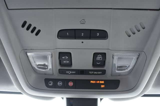 Used 2018 Chevrolet Equinox LT w/ Sun & Infotainment Package FWD image 31