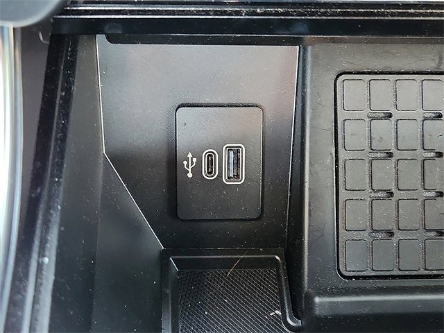 Used 2025 Ford F150 Platinum w/ Equipment Group 702A High image 16