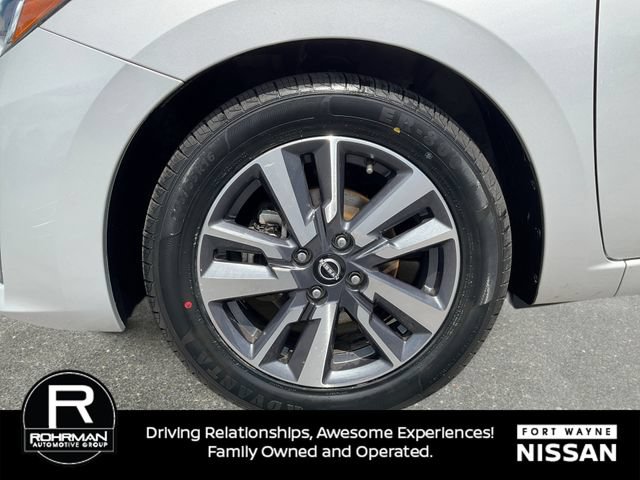Certified 2024 Nissan Versa SV FWD image 11