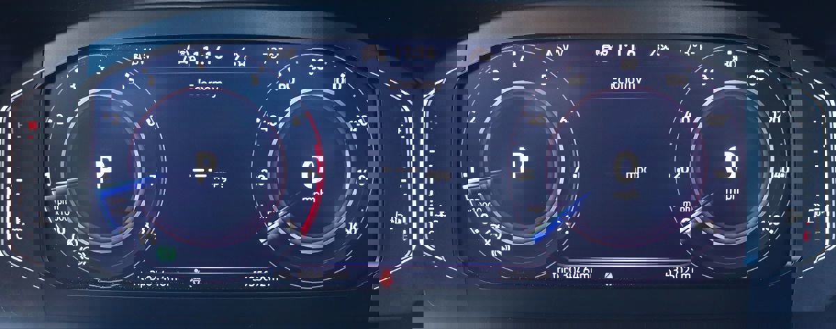 Used 2021 Volkswagen Tiguan SEL Premium R-Line image 45